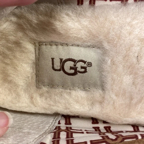 UGG Women's Brown Suede Moccasins - Picture 8 of 11